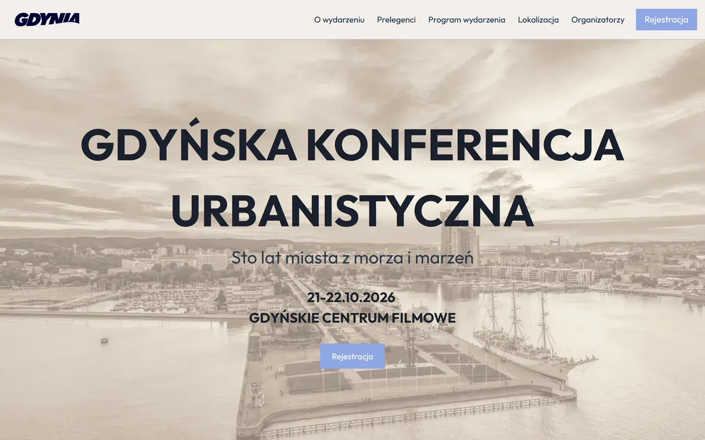 Strona gku.gdynia.pl na komputerze - hero z nazwą Gdyńska Konferencja Urbanistyczna, datą 21-22.10.2026 i przyciskiem Rejestracja.